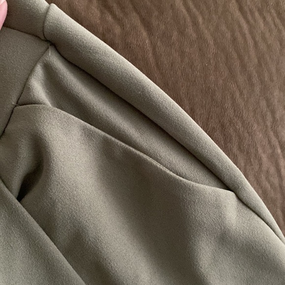 Forever 21 skort - Picture 3 of 5